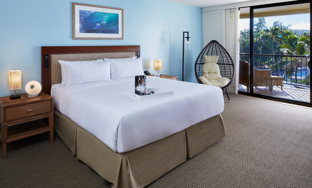 stay well guestroom at turtle bay resort