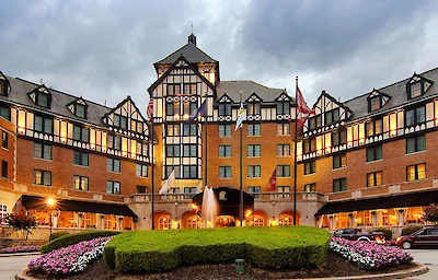 Main image linking to post titles: Three Historic Spots You Can’t-miss During Your Stay In Roanoke